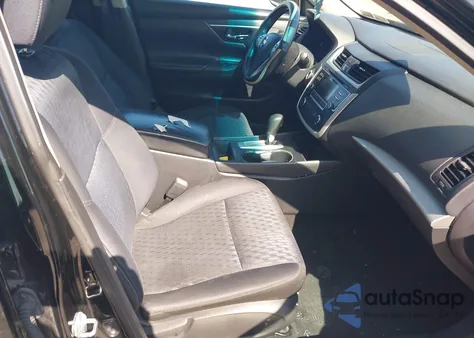 2016 Nissan Altima 2.5/2.5 S/2.5 Sl/2.5 Sr/2.5 Sv из США, поврежденный, VIN 1N4AL3APXGN326576